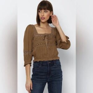 American Eagle Lace Tie crop‎ top